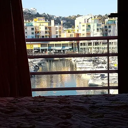 Marina 27 بيت للعطل *