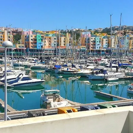 Marina 27 بيت للعطل