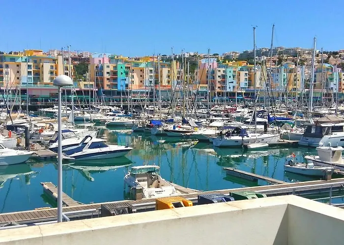Marina 27 Nyaraló